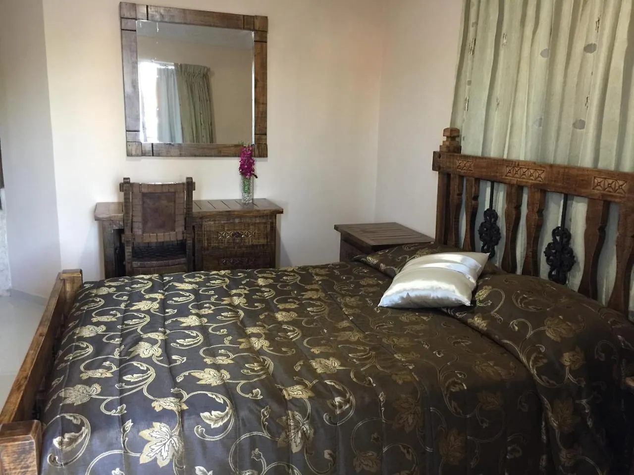 Hotel Don Perez Bani